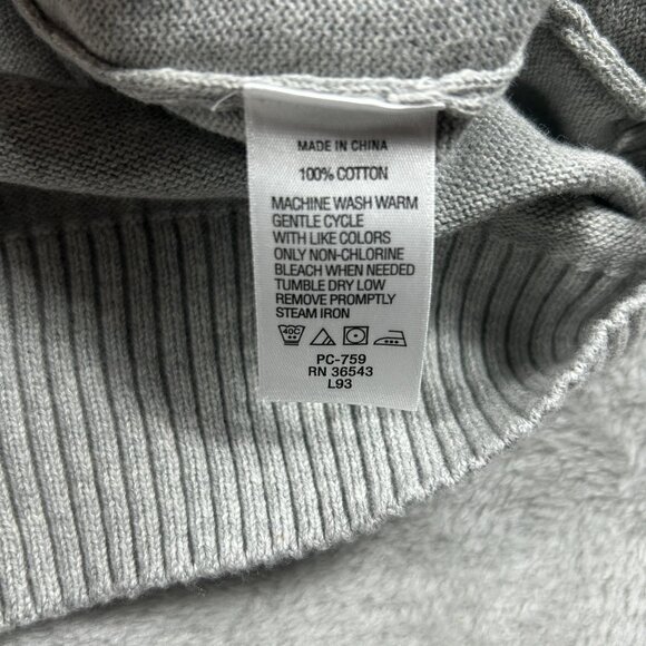 Izod Sweater Women's Medium Argyle Grey Yellow V Neck Pullover Lightweight - Picture 6 of 7